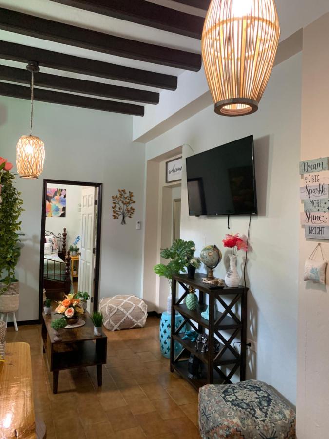 The Suites & Vintage Apartment At Casa Of Essence In Heart Of Old サンジョアン エクステリア 写真